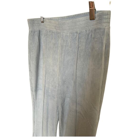 Aerie soft blue velour corduroy style lightweight flare pants high waist Med NWT - Picture 3 of 4